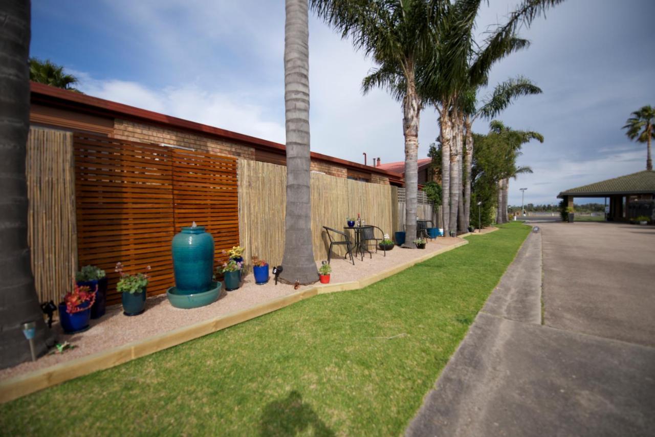 Sandbar Motel Lakes Entrance Exterior foto